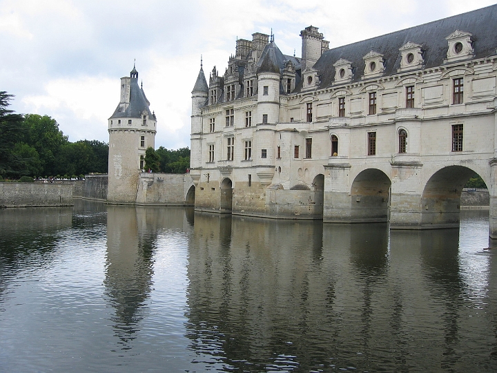 16 Chenonceau Chateau.jpg
